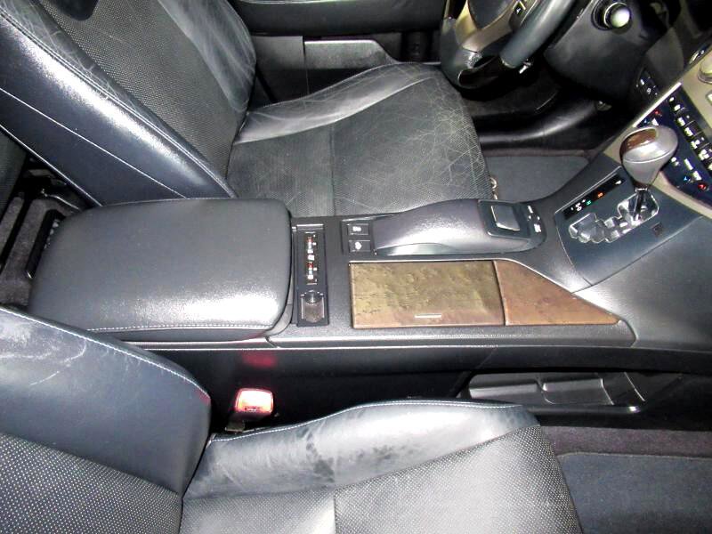 Used 2013 Lexus RX 450h AWD image 38