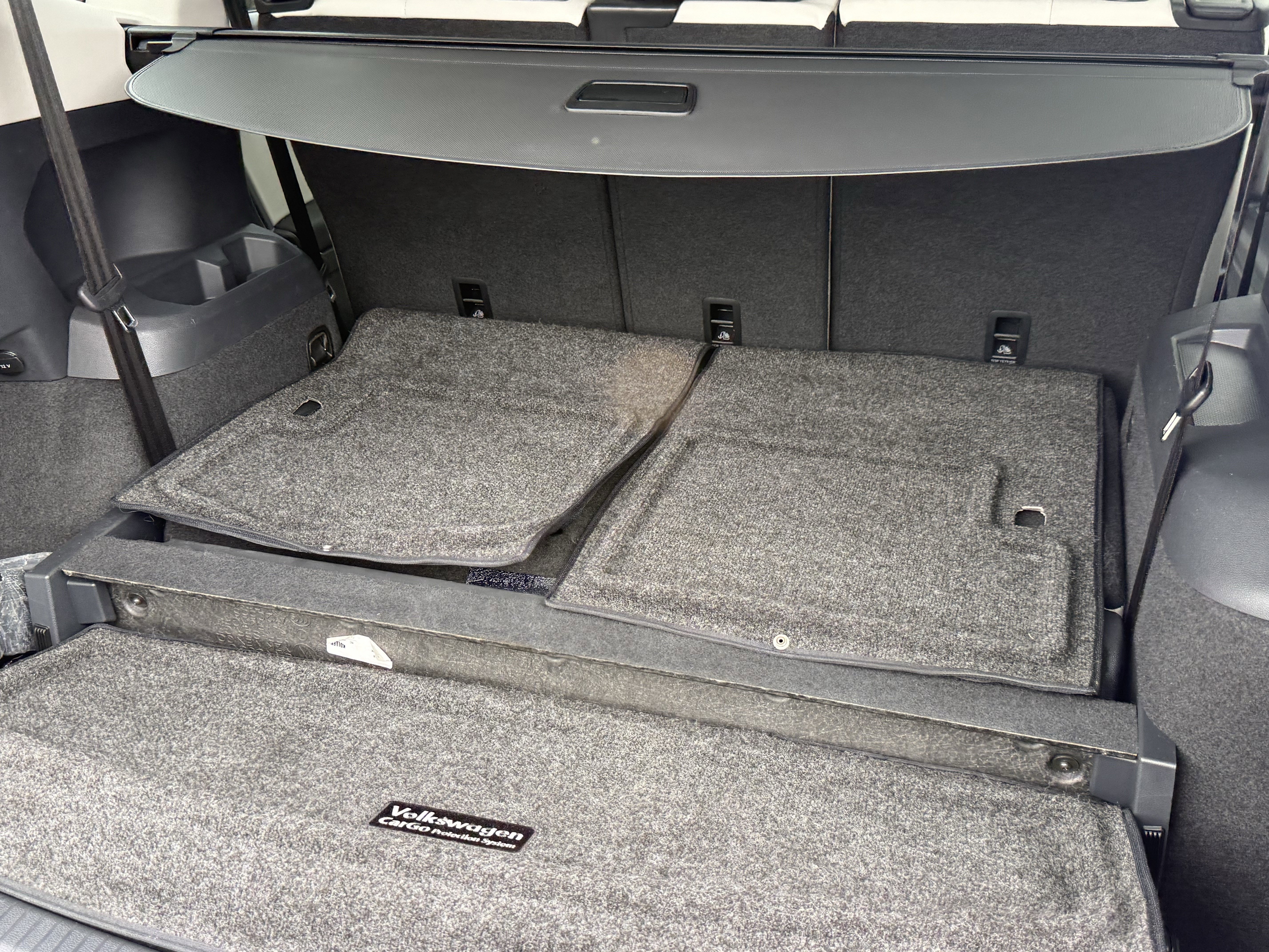 Used 2019 Volkswagen Tiguan SE image 31