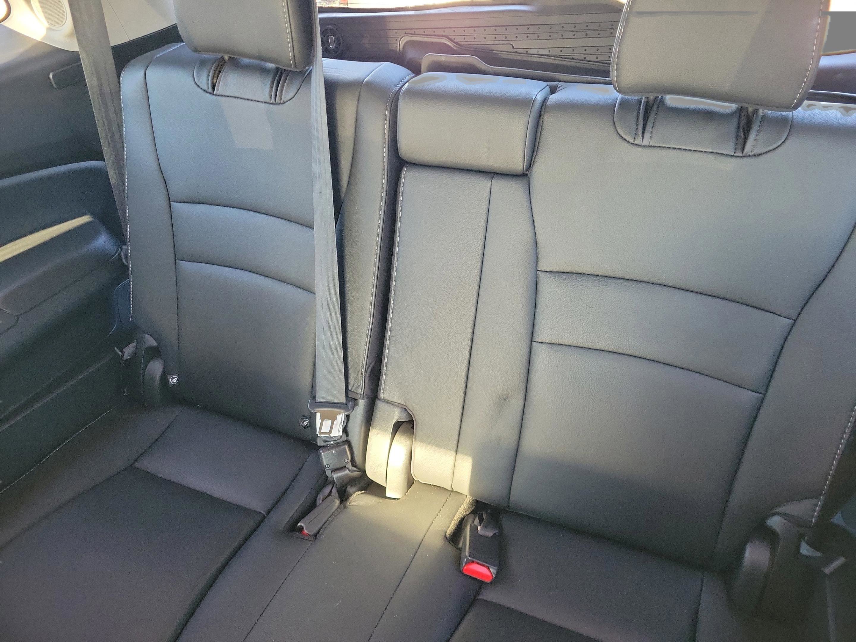 Used 2021 Honda Pilot Elite image 16