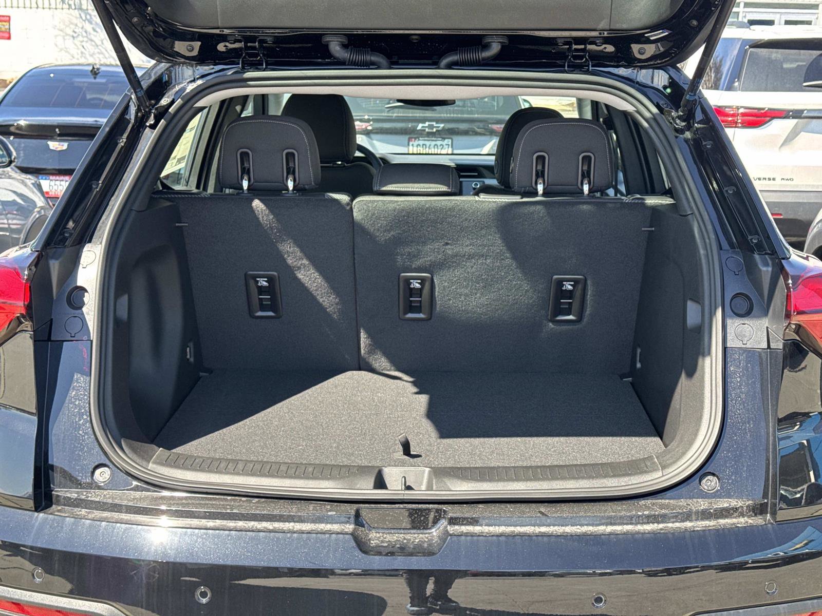 New 2027 Chevrolet Bolt LT w/ Comfort Package image 13
