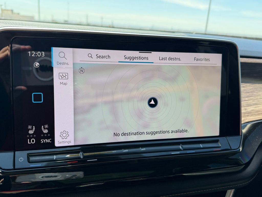 Used 2024 Volkswagen Atlas SEL Premium R-Line image 22