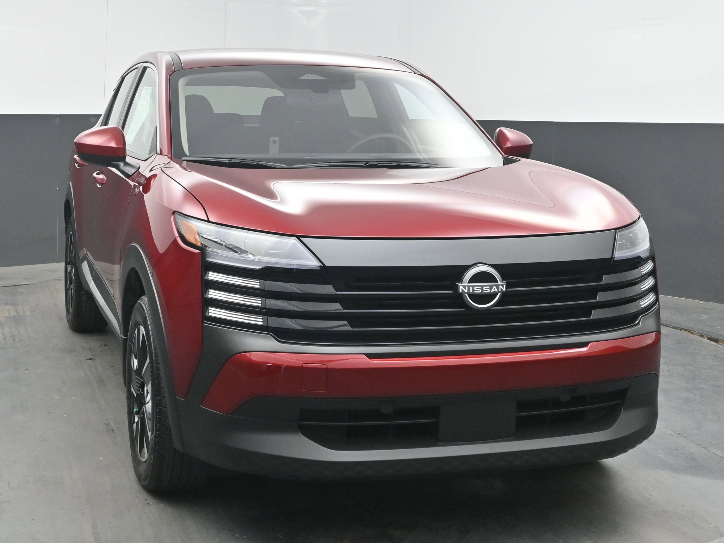 Certified 2025 Nissan Kicks SV image 2