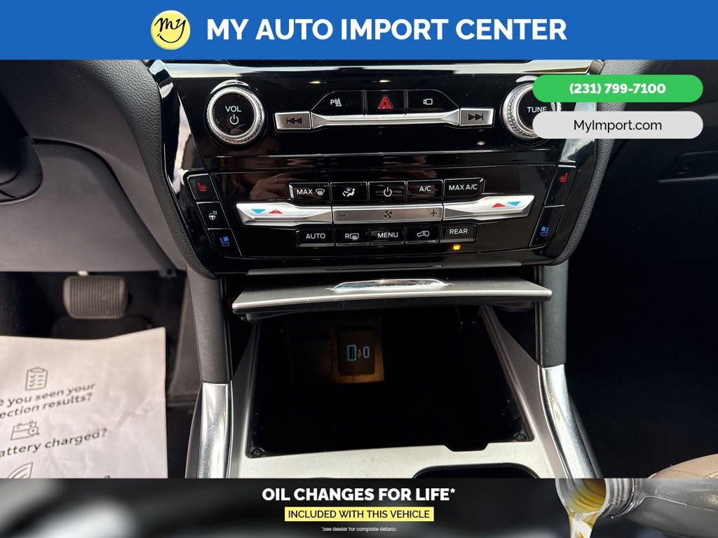 Used 2023 Ford Explorer Limited image 22
