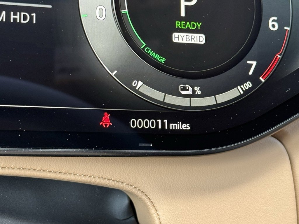 New 2025 Land Rover Range Rover SE image 29