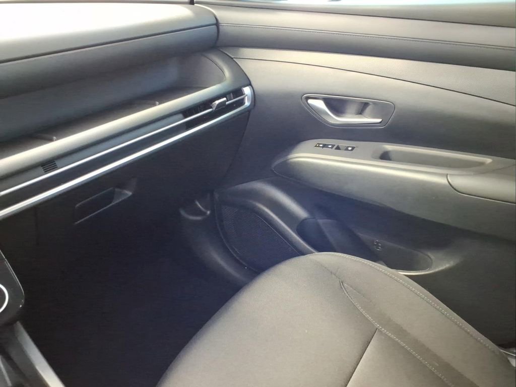 Used 2026 Hyundai Tucson SEL AWD/4WD image 17