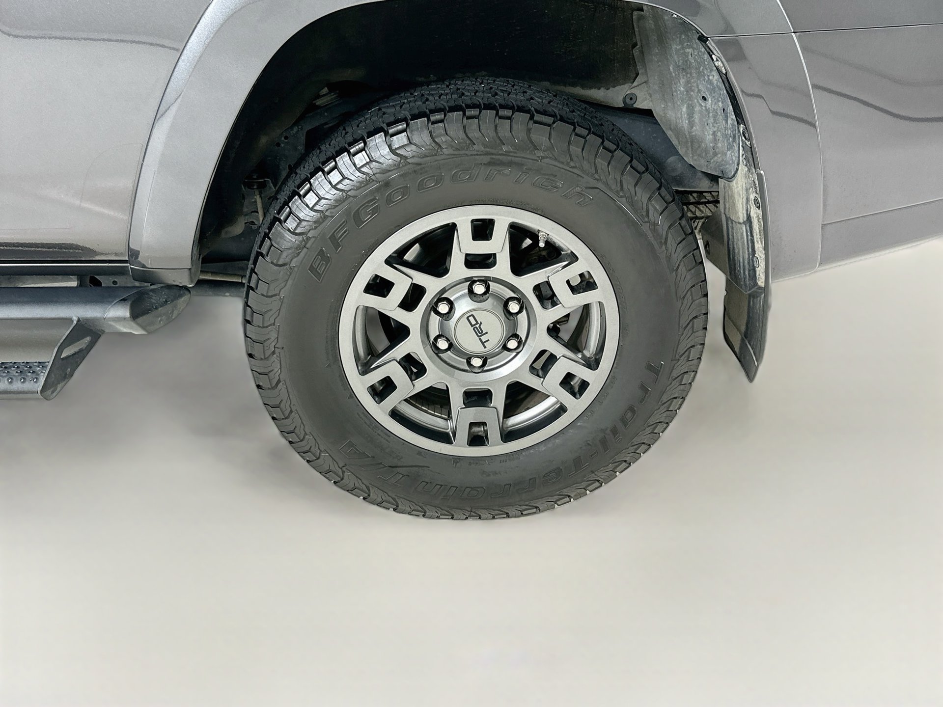 Used 2019 Toyota 4Runner TRD Off-Road Premium AWD/4WD image 32
