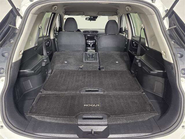Used 2019 Nissan Rogue S w/ Special Edition Package AWD/4WD image 21