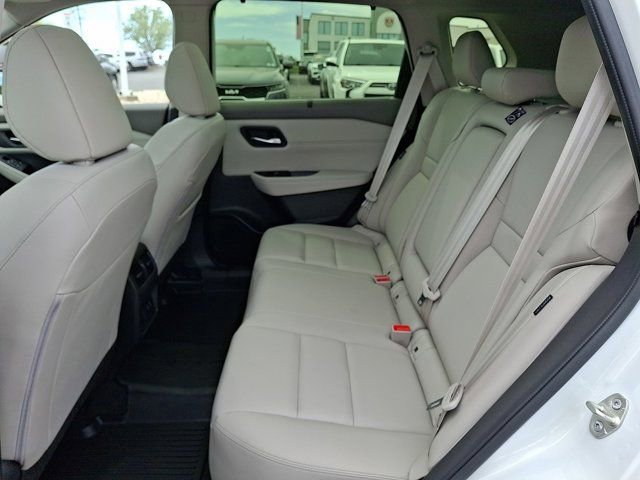 Used 2023 Nissan Rogue SL w/ SL Premium Package AWD/4WD image 13