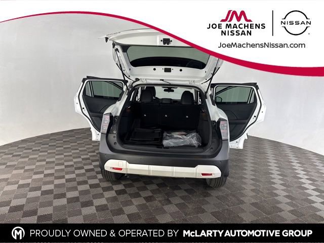 Certified 2025 Nissan Kicks SR image 15