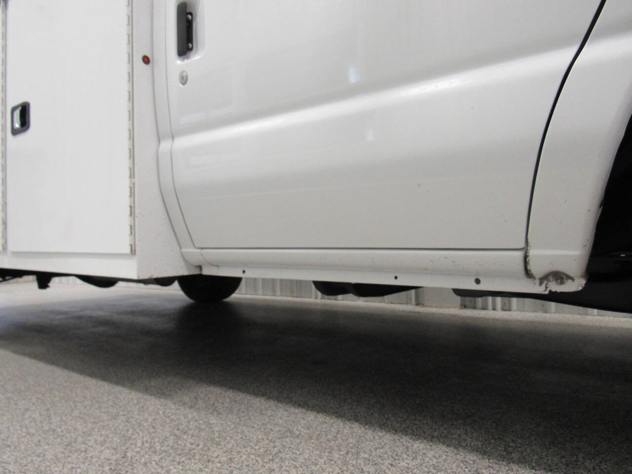 Used 2015 Ford E-350 and Econoline 350 Super Duty image 34