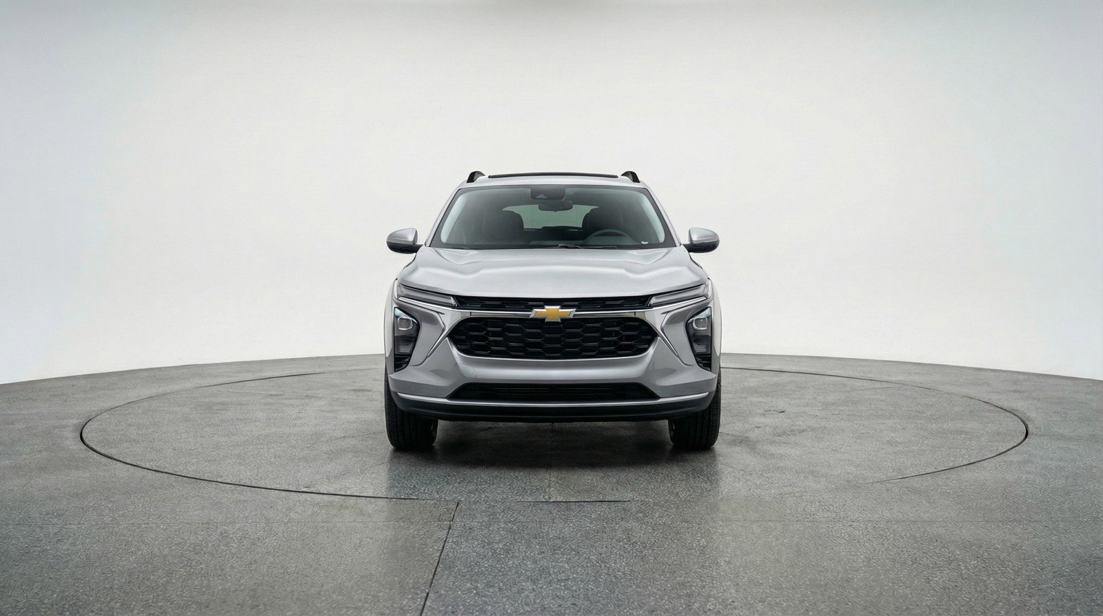 Used 2025 Chevrolet Trax LT image 2