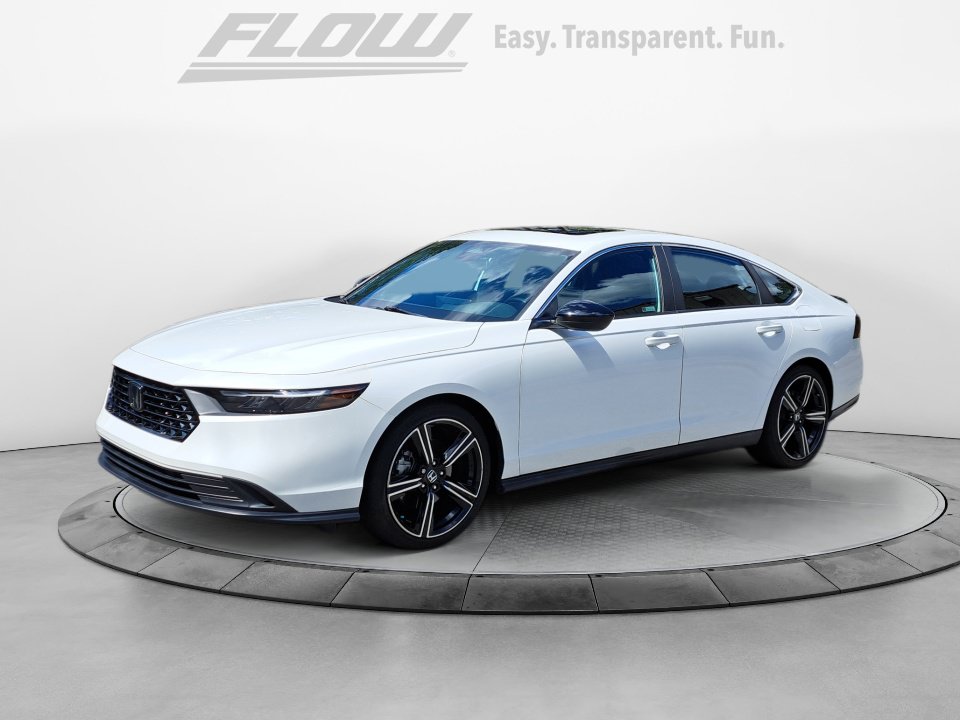 Used 2023 Honda Accord Sport image 4