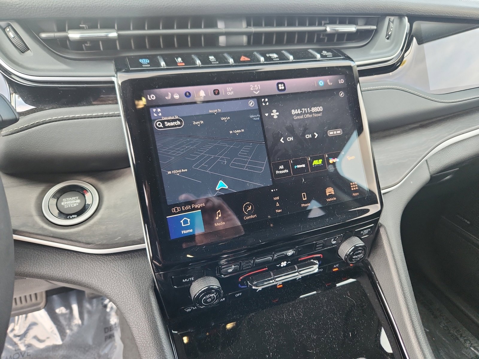 Used 2023 Jeep Grand Cherokee 4WD 4xe image 13