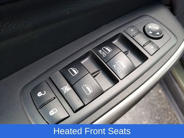 Used 2019 Jeep Cherokee Latitude Plus w/ Cold Weather Group image 18