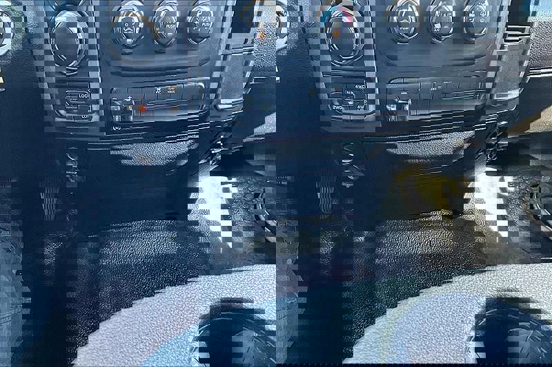 Used 2018 RAM 1500 Tradesman w/ Protection Group image 30