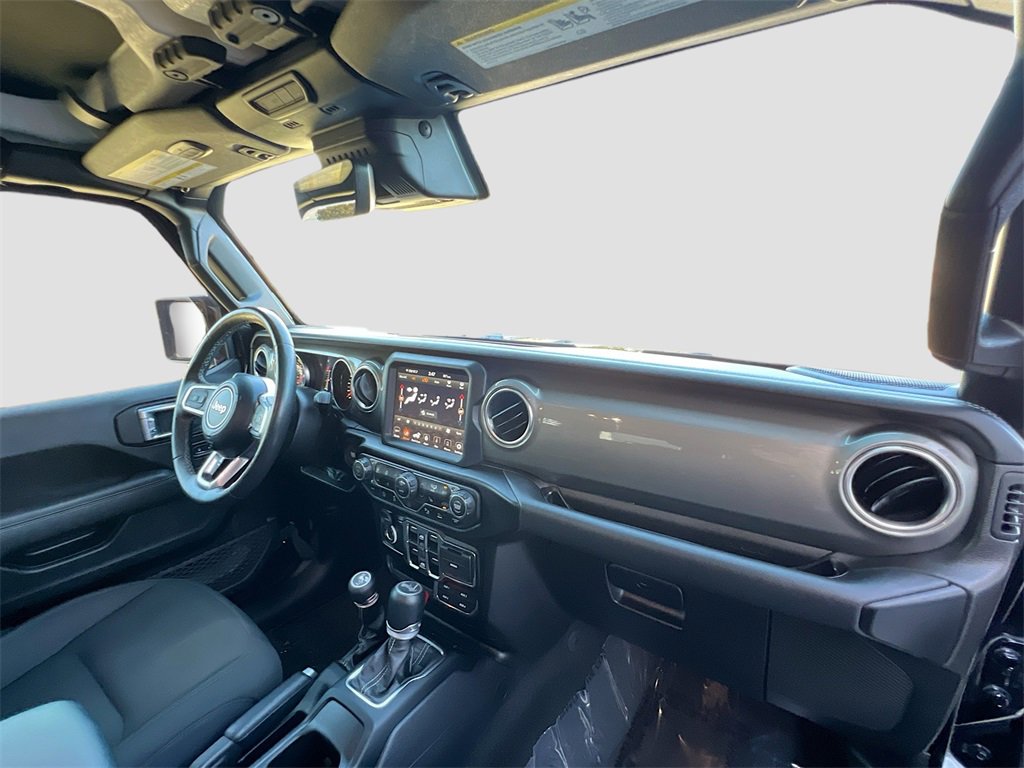 Used 2022 Jeep Wrangler Unlimited Sahara w/ LED Lighting Group image 29