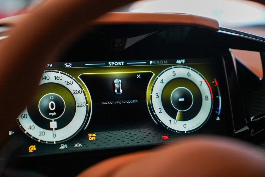 New 2026 Aston Martin V8 Vantage S image 12