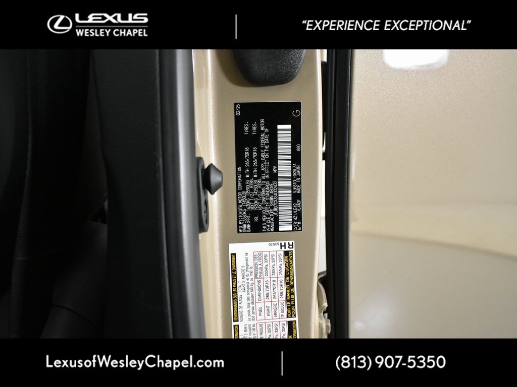 Used 2025 Lexus LX 700h Overtrail image 38