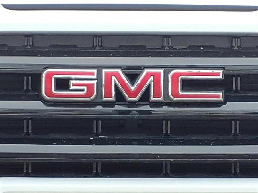 Used 2021 GMC Sierra 1500 Elevation w/ X31 Off-Road Package AWD/4WD image 4