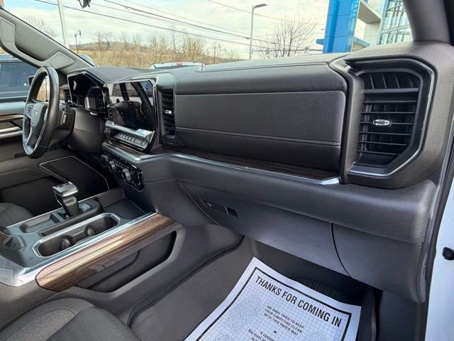 Used 2022 Chevrolet Silverado 1500 LT Trail Boss w/ Protection Package AWD/4WD image 32