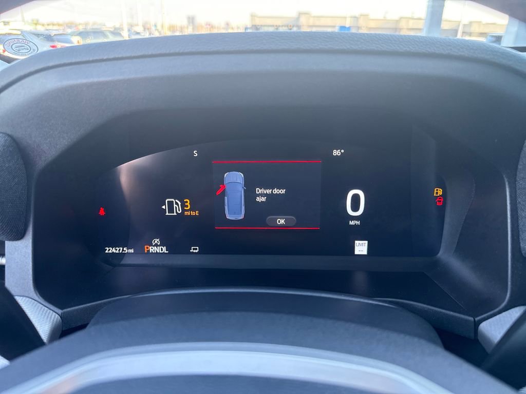 Used 2025 Ford Explorer Active w/ Active Comfort Package image 18