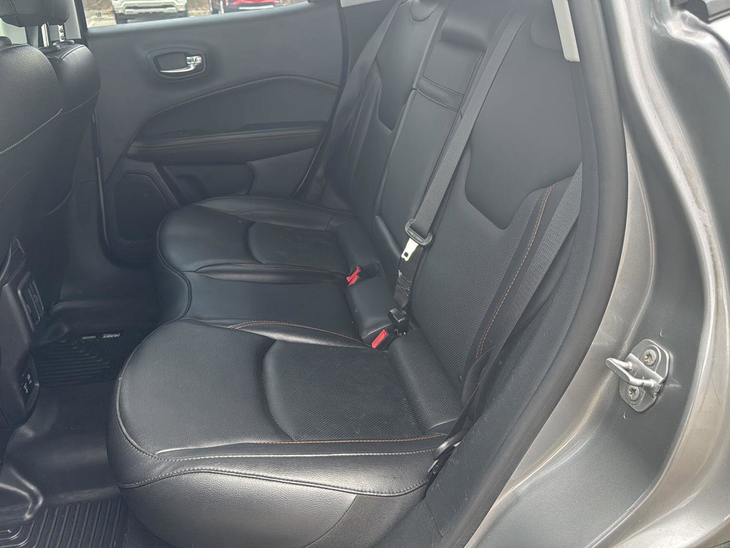 Used 2020 Jeep Compass Limited image 11