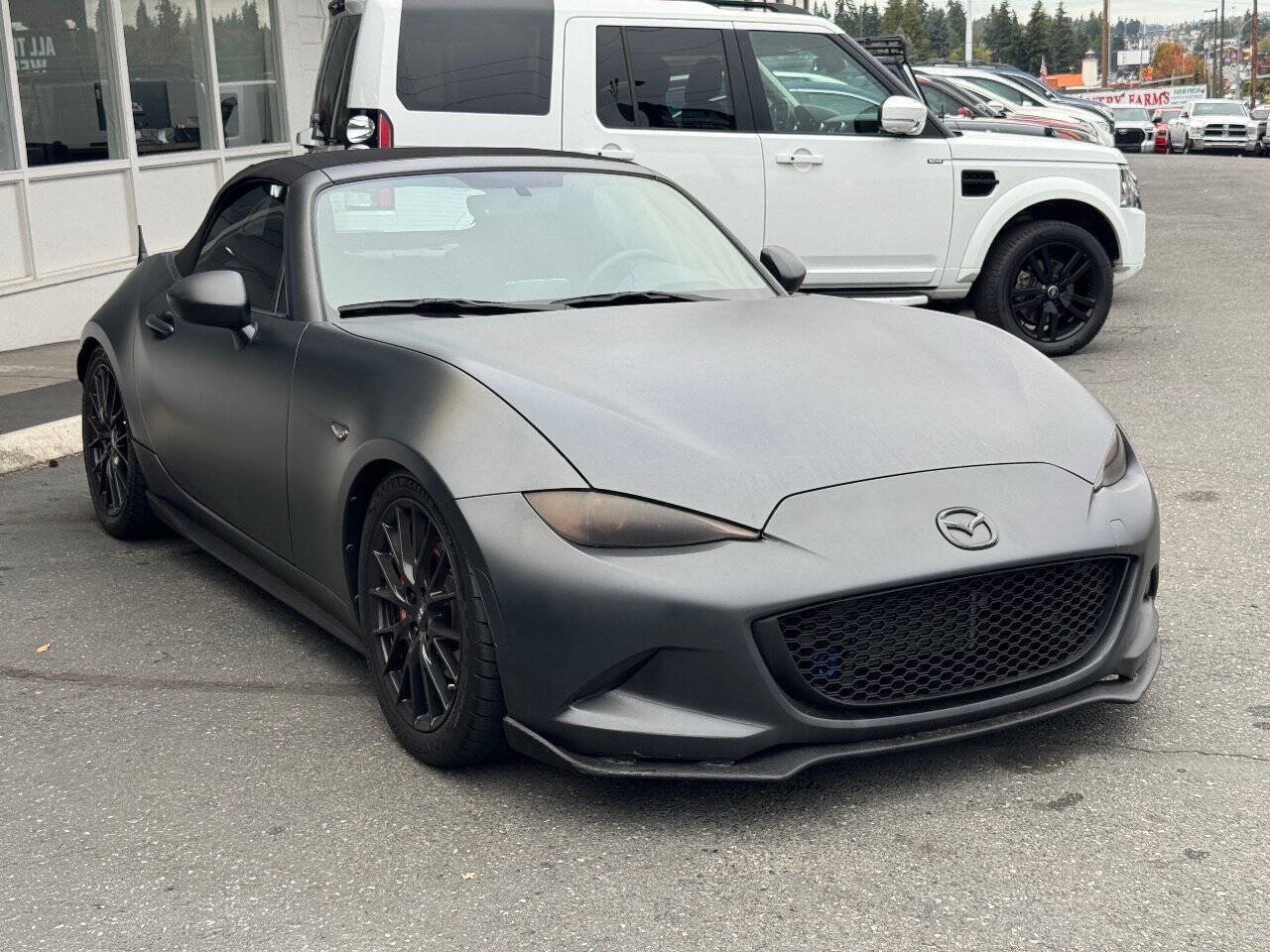Used 2017 MAZDA MX-5 Miata Club w/ Brembo/BBS Package RWD image 10