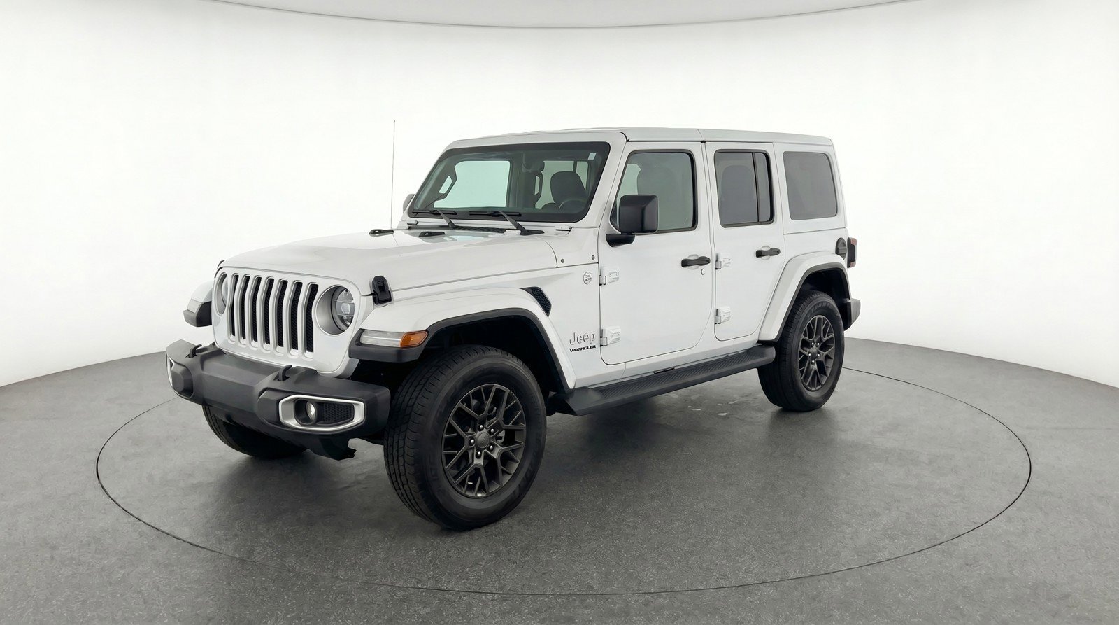 Used 2025 Jeep Wrangler Unlimited Sahara AWD/4WD image 3