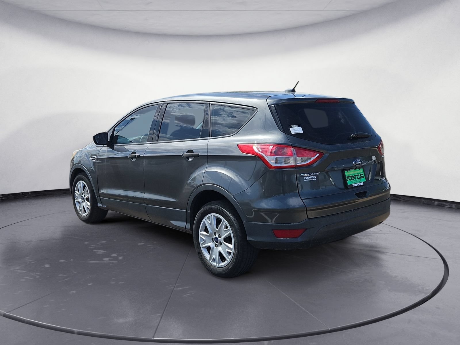 Used 2016 Ford Escape S FWD image 4