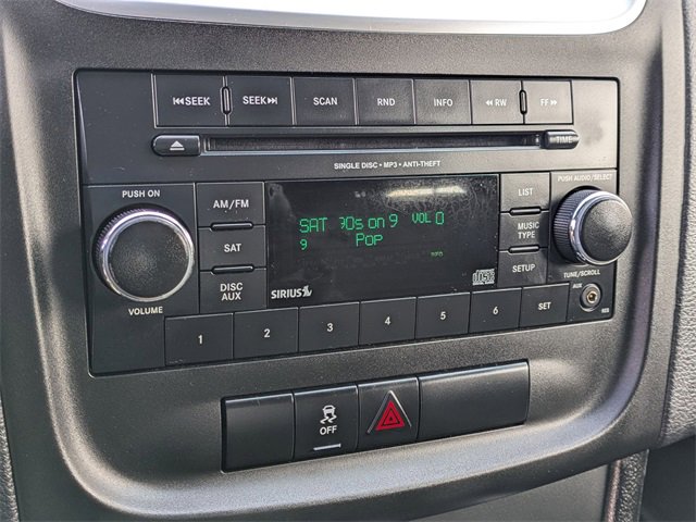 Used 2013 Dodge Avenger SXT image 16