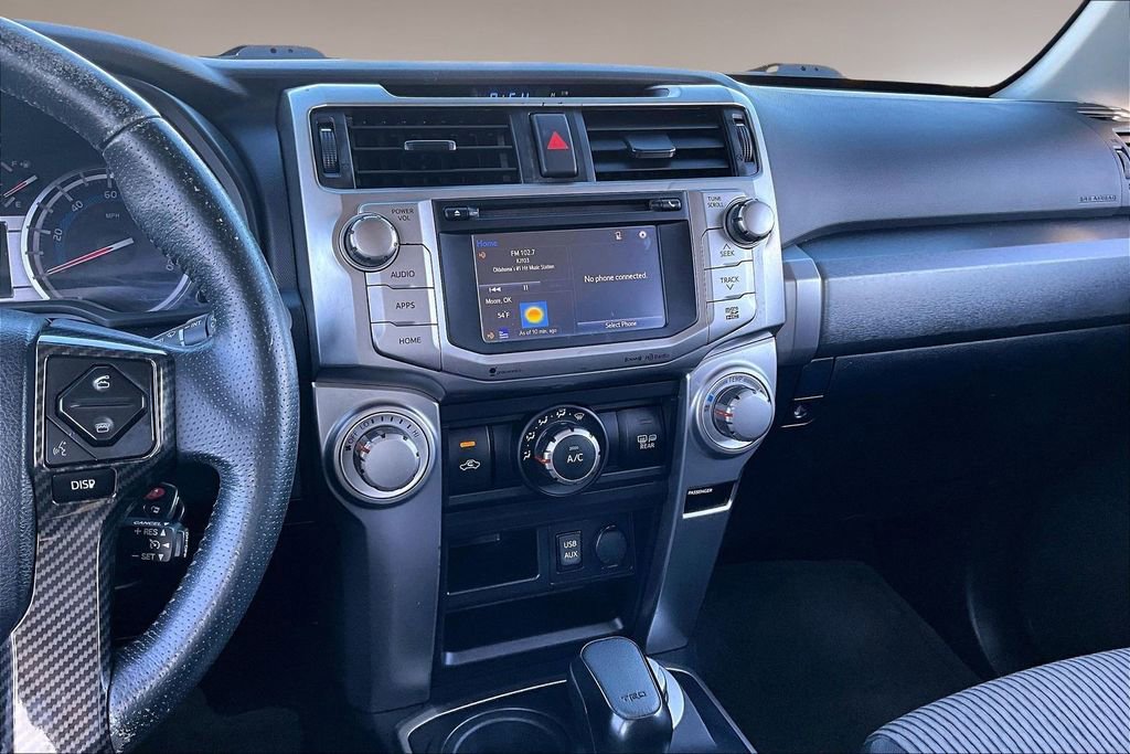 Used 2016 Toyota 4Runner SR5 image 6