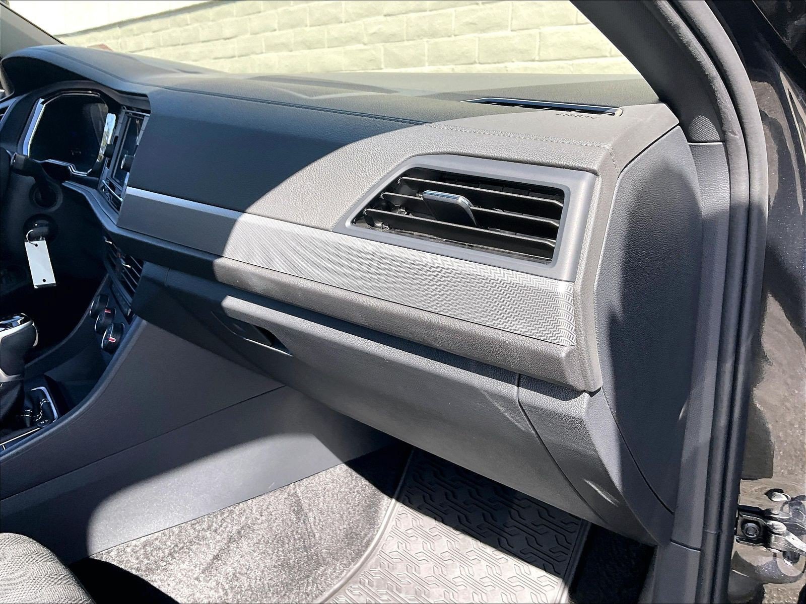 Certified 2024 Volkswagen Jetta Sport FWD image 15
