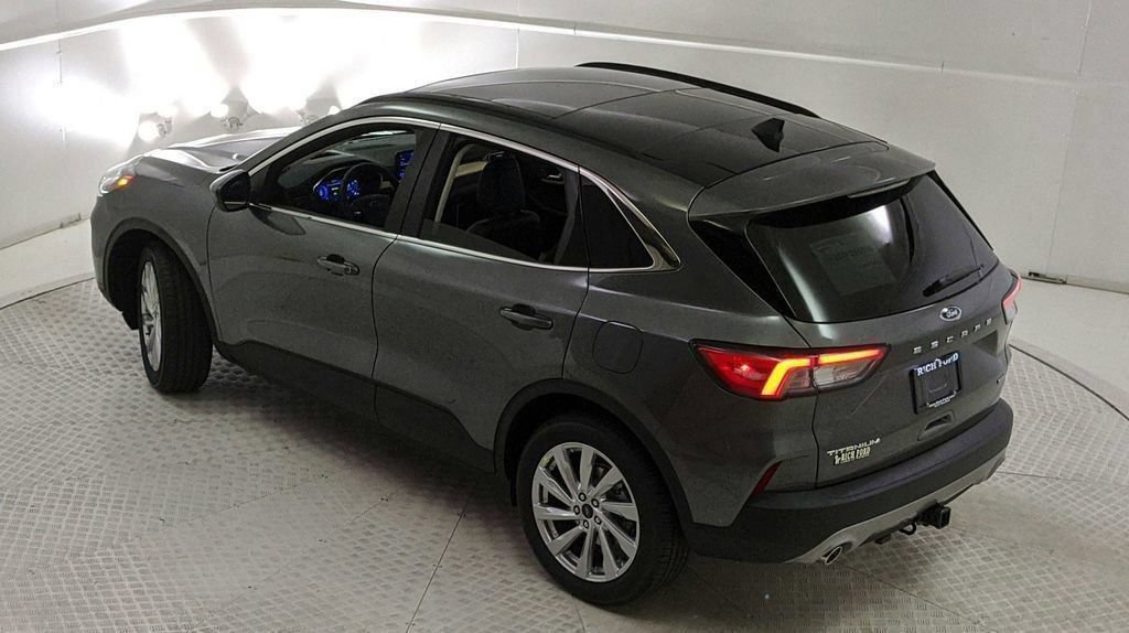 Used 2021 Ford Escape Titanium w/ Titanium Elite Package AWD/4WD image 47