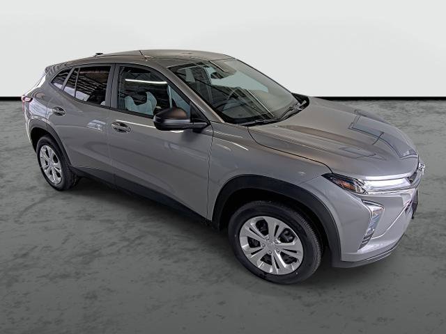 New 2026 Chevrolet Trax LS image 5