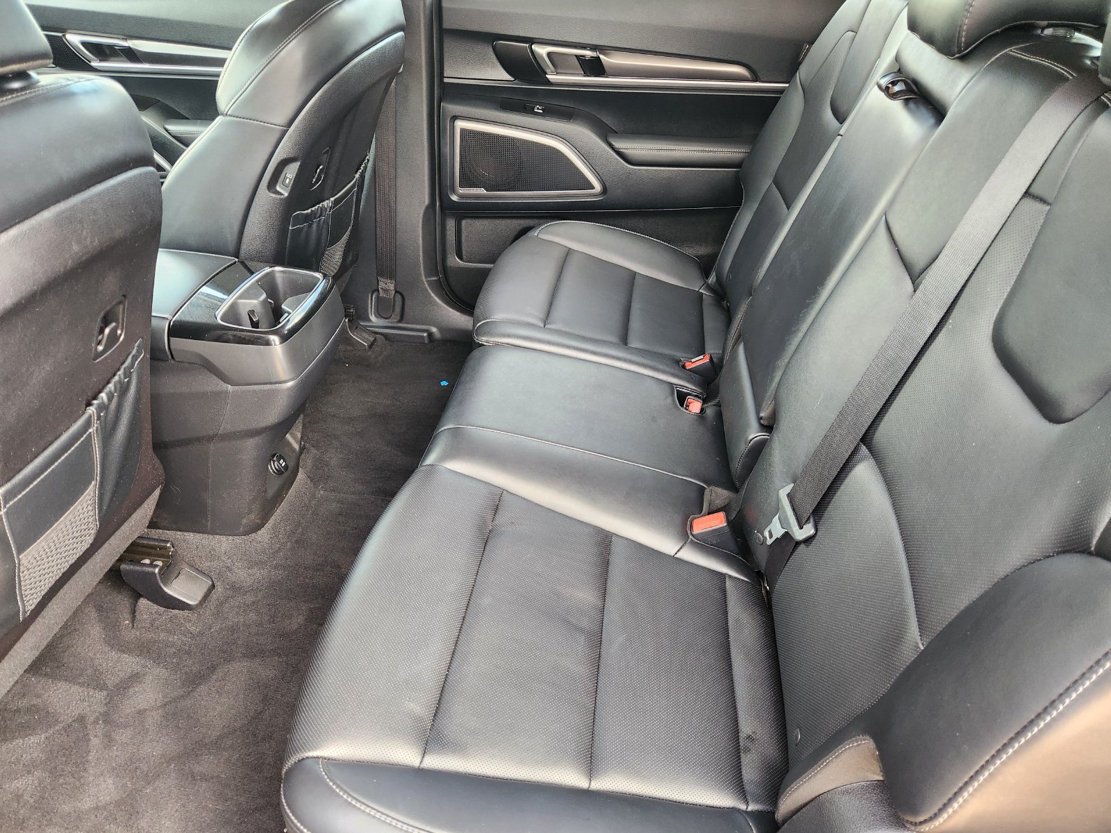 Used 2024 Kia Telluride LX FWD image 33