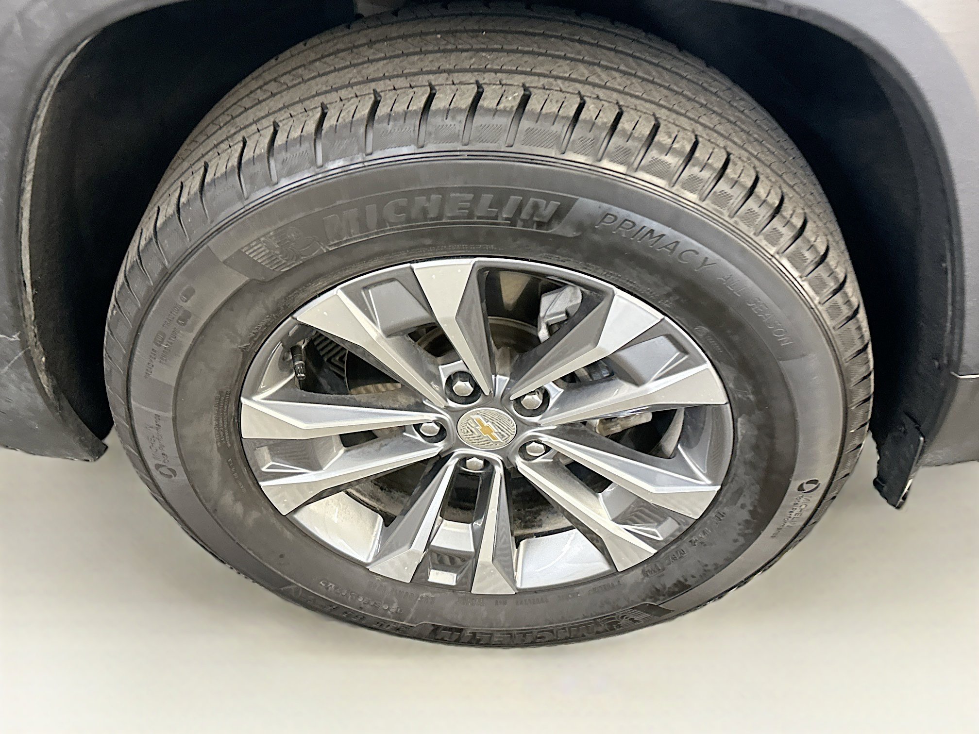 Used 2025 Chevrolet Equinox LT AWD/4WD image 11