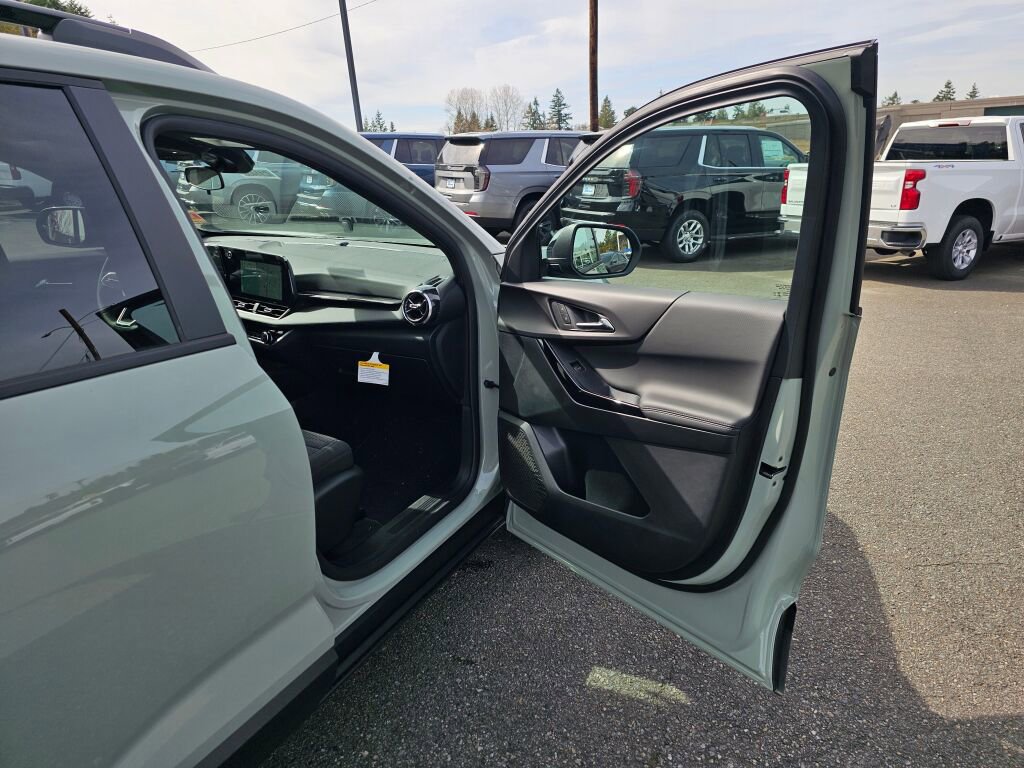 New 2026 Chevrolet Equinox LT w/ Midnight Edition AWD/4WD image 26