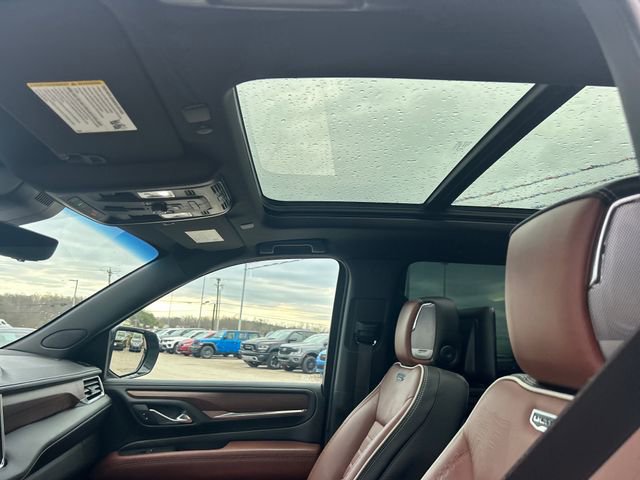 Used 2023 GMC Yukon Denali Ultimate image 26