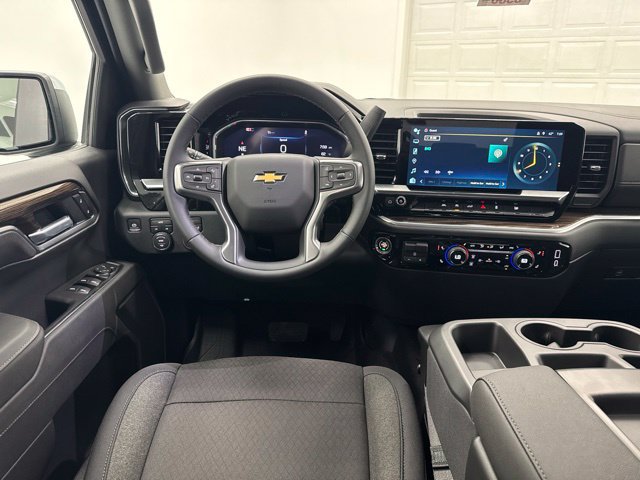 New 2026 Chevrolet Silverado 1500 LT w/ LPO, Liner Protection Package AWD/4WD image 24