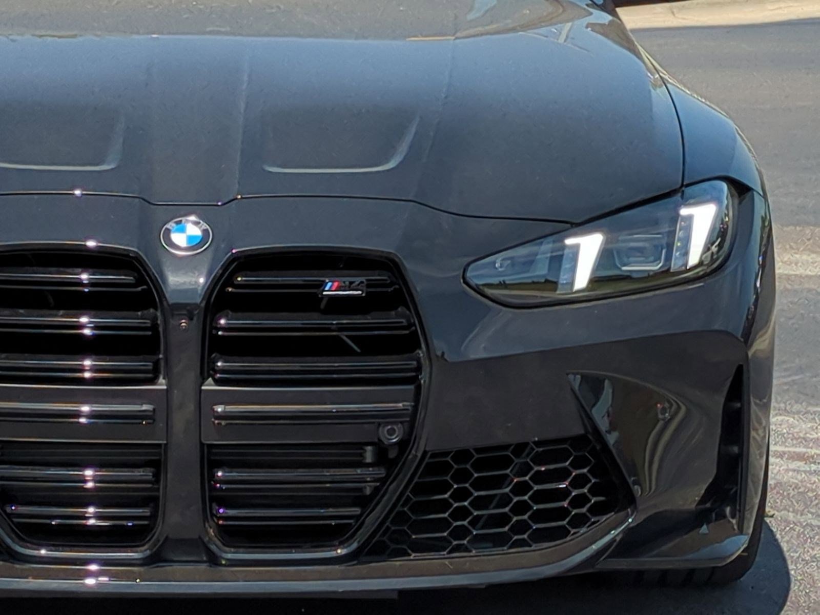 Used 2025 BMW M4 Competition w/ Executive Package image 6