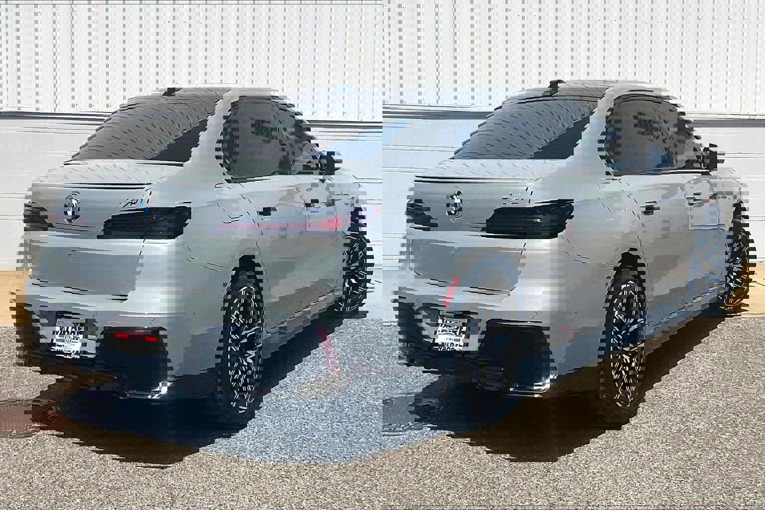 Used 2024 BMW 740i w/ Premium Package 2 image 17