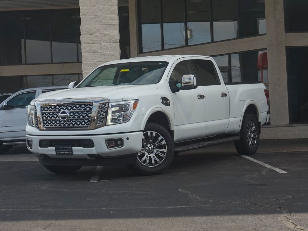 Used 2017 Nissan Titan Platinum Reserve image 6