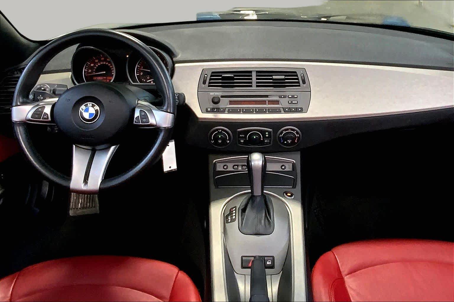 Used 2004 BMW Z4 3.0i RWD image 15
