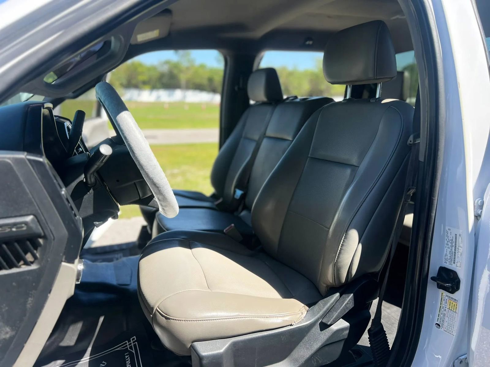 Used 2019 Ford F150 XL w/ Equipment Group 101A Mid AWD/4WD image 8