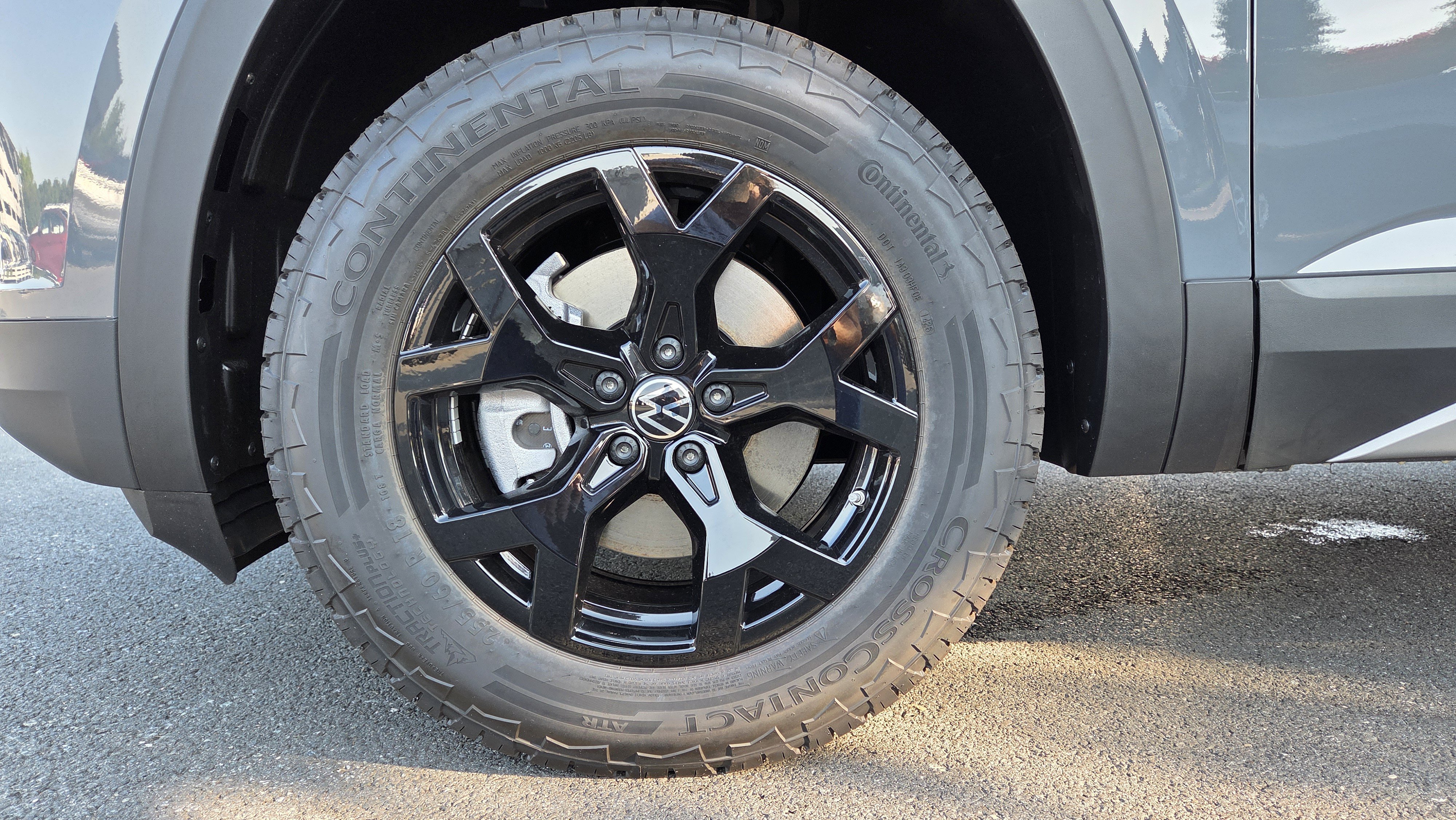 New 2026 Volkswagen Atlas Peak Edition AWD/4WD image 10