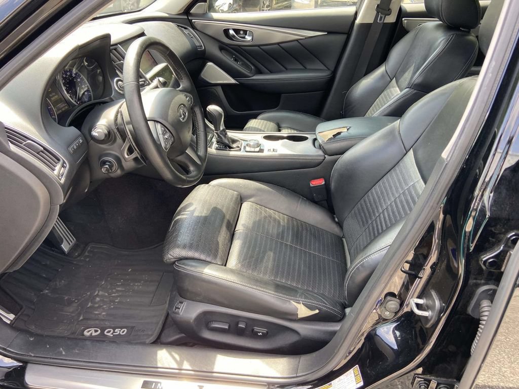 Used 2017 INFINITI Q50 Red Sport 400 RWD image 16