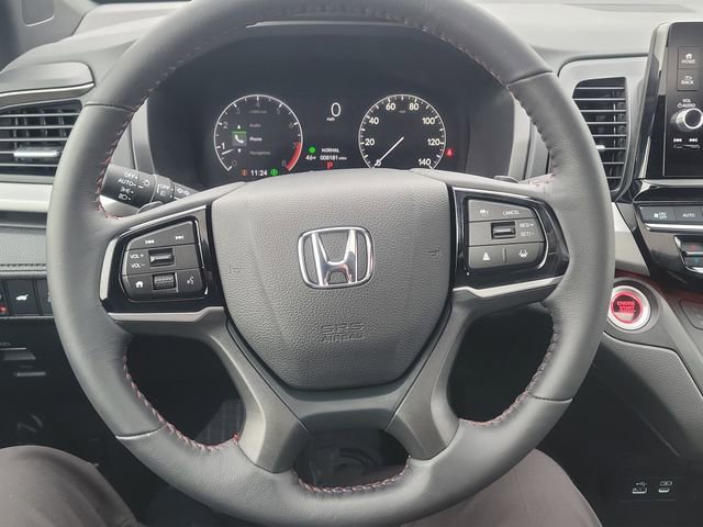 Used 2025 Honda Odyssey Sport-L image 13
