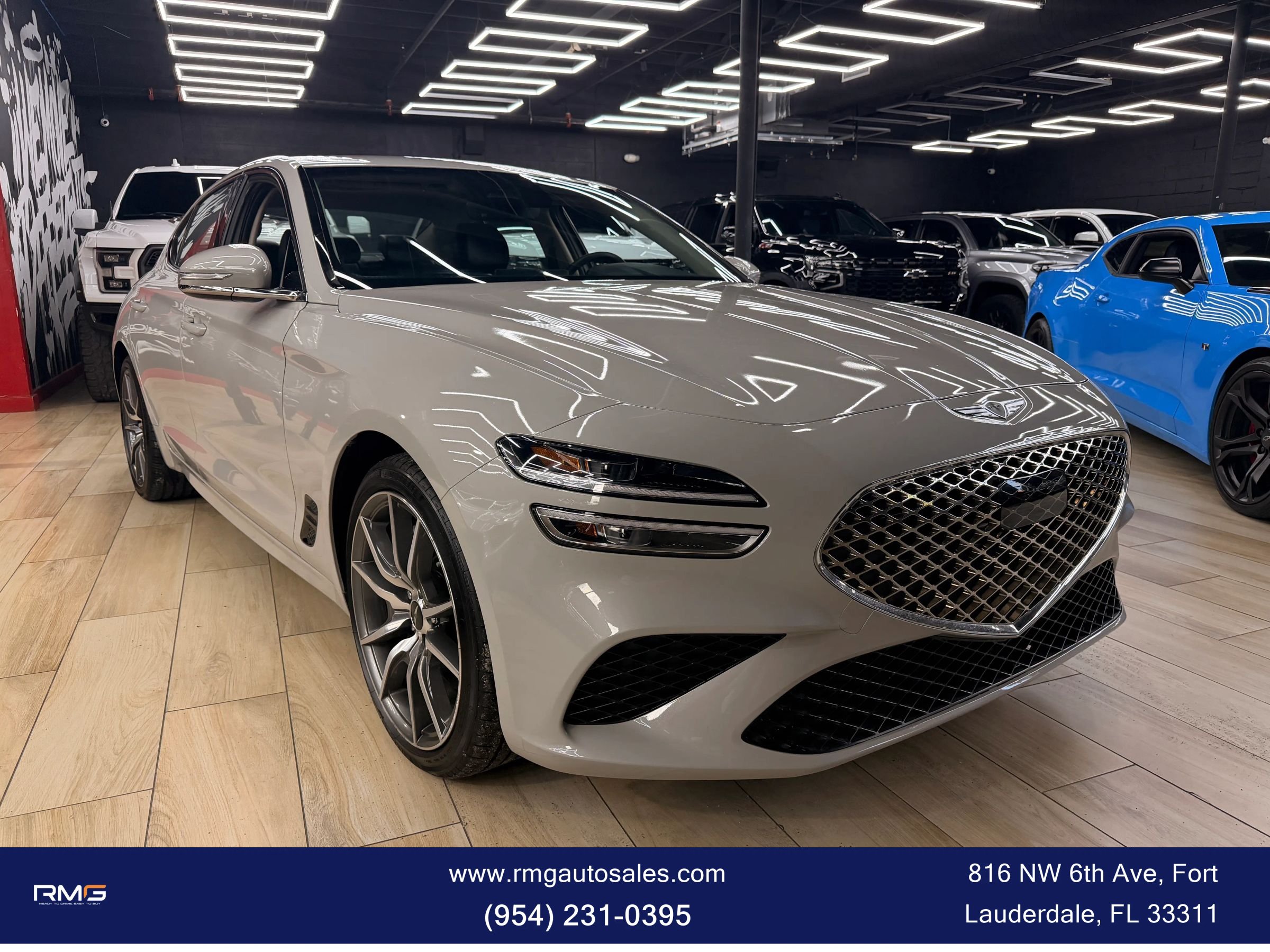 Used 2025 Genesis G70 2.5T RWD image 8