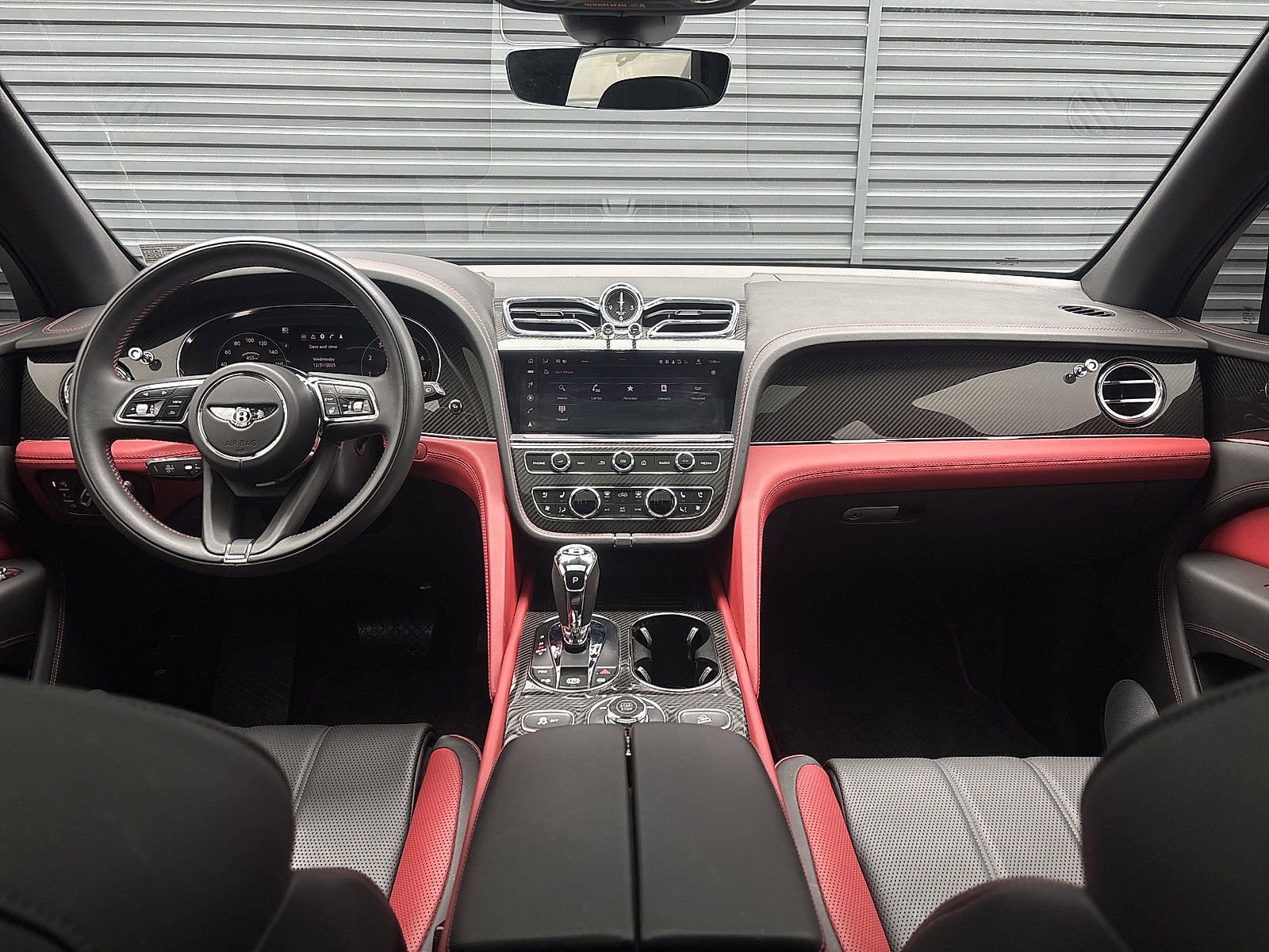 Used 2022 Bentley Bentayga image 16