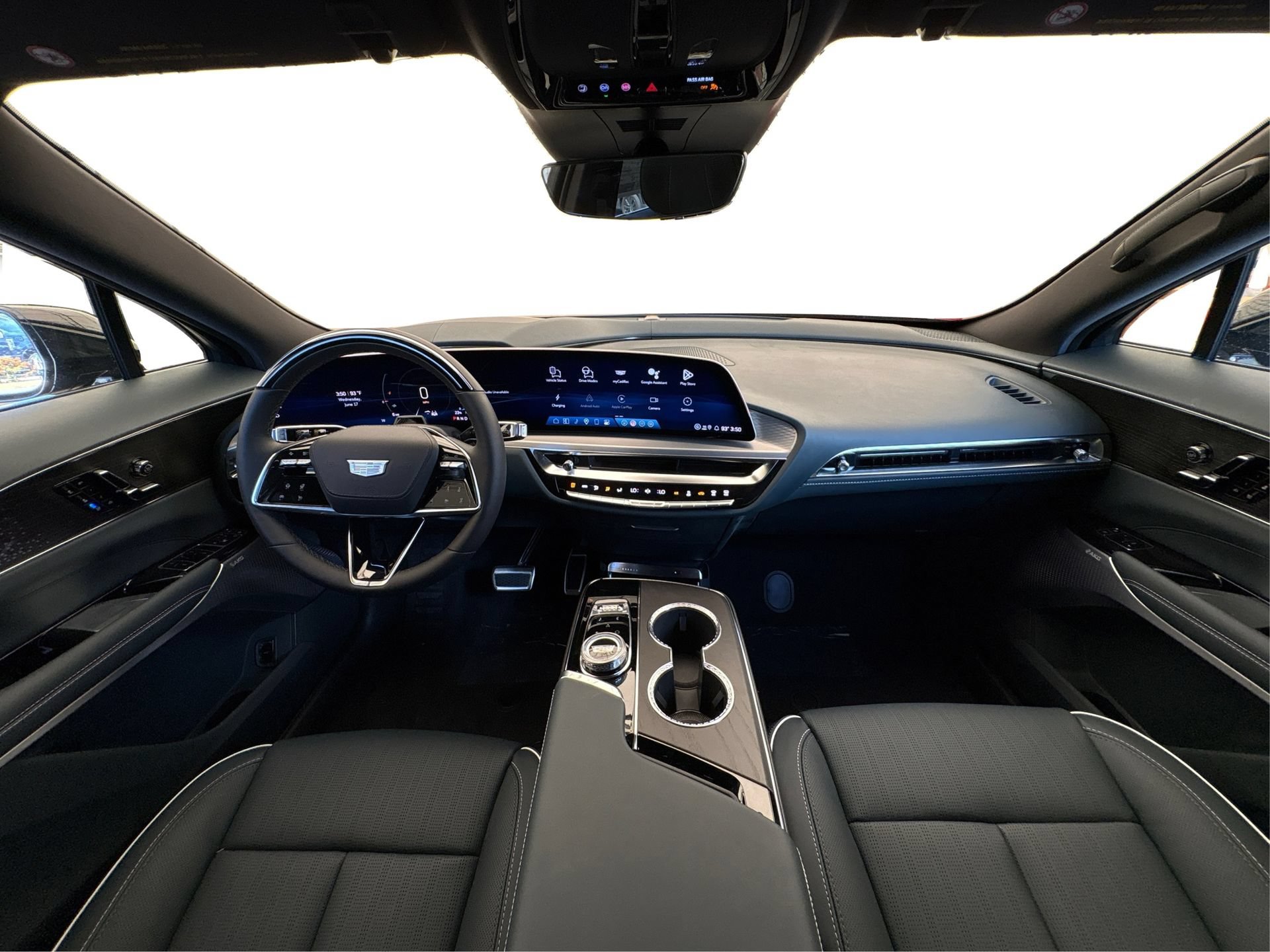 New 2026 Cadillac Lyriq Signature Luxury w/ Nappa Leather Package RWD image 22